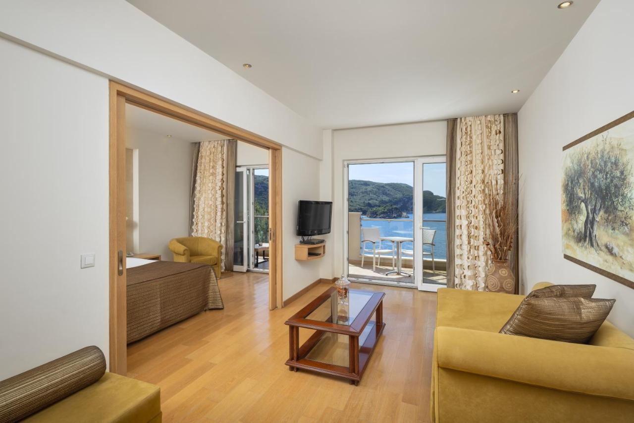 Akrotiri Beach Resort Hotel - Adult Friendly Paleokastritsa Exterior photo Suite