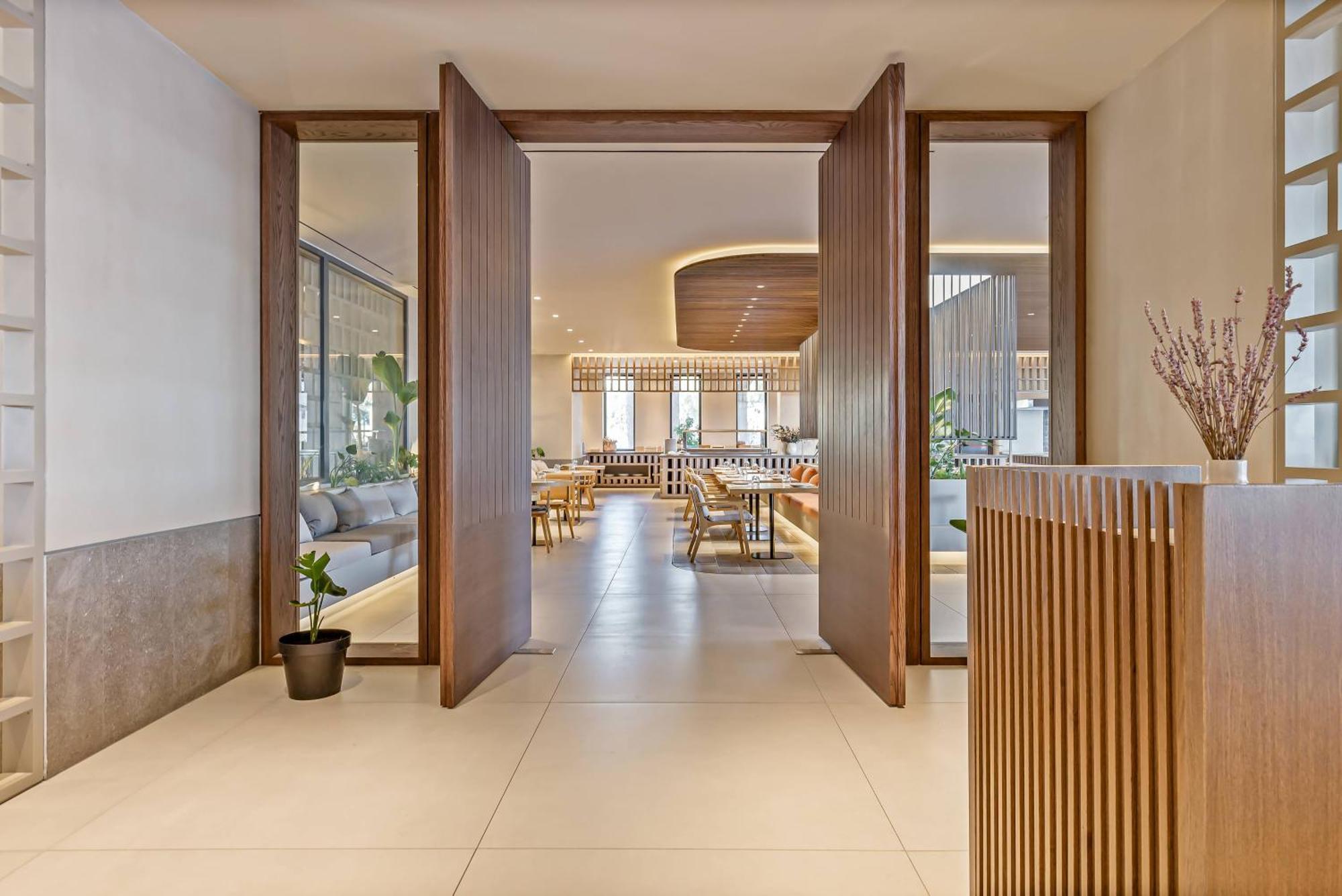 Akrotiri Beach Resort Hotel - Adult Friendly Paleokastritsa Exterior photo Entrance to the restaurant